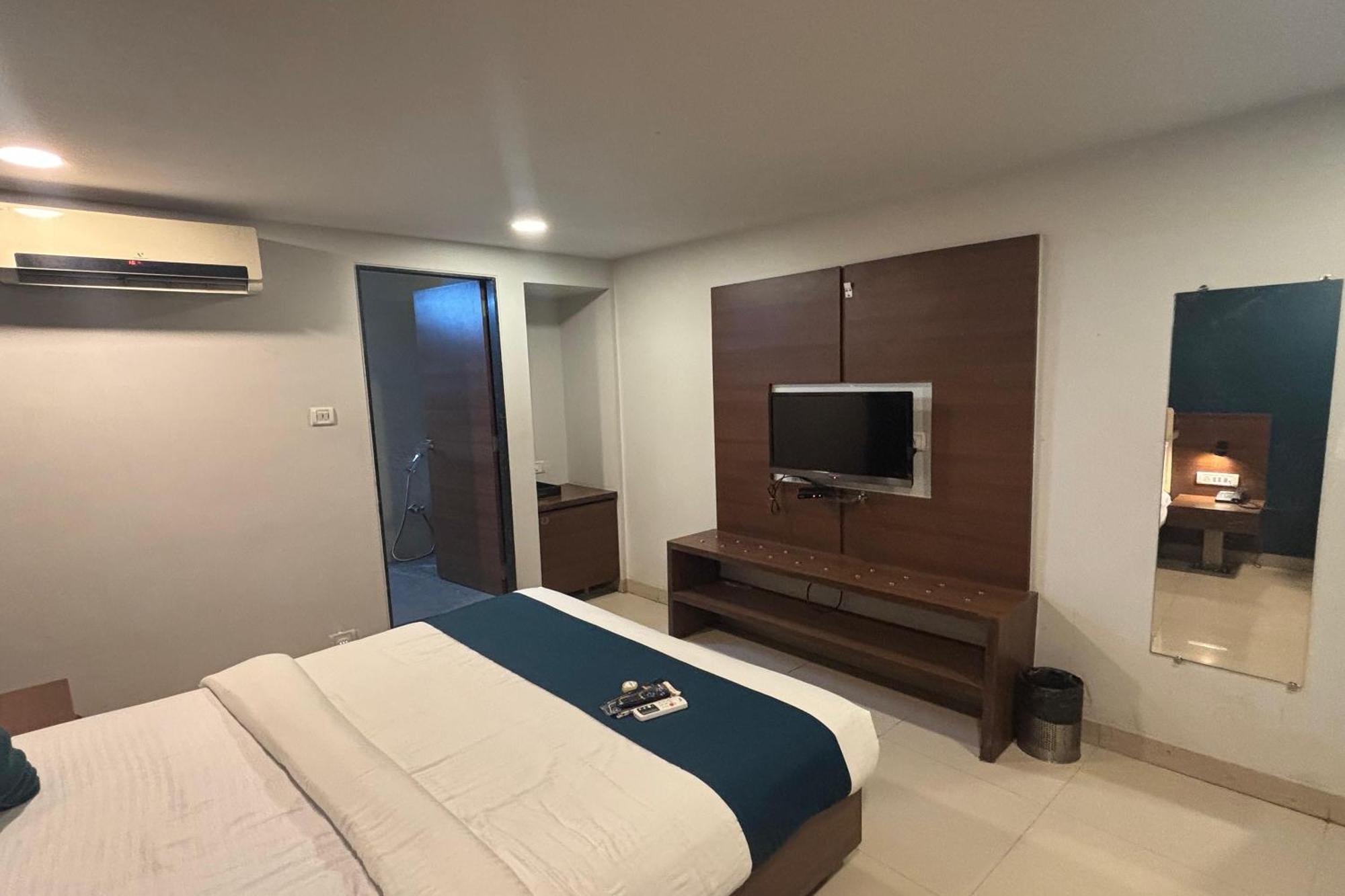 מומביי Hotel Concord Galaxy מראה חיצוני תמונה