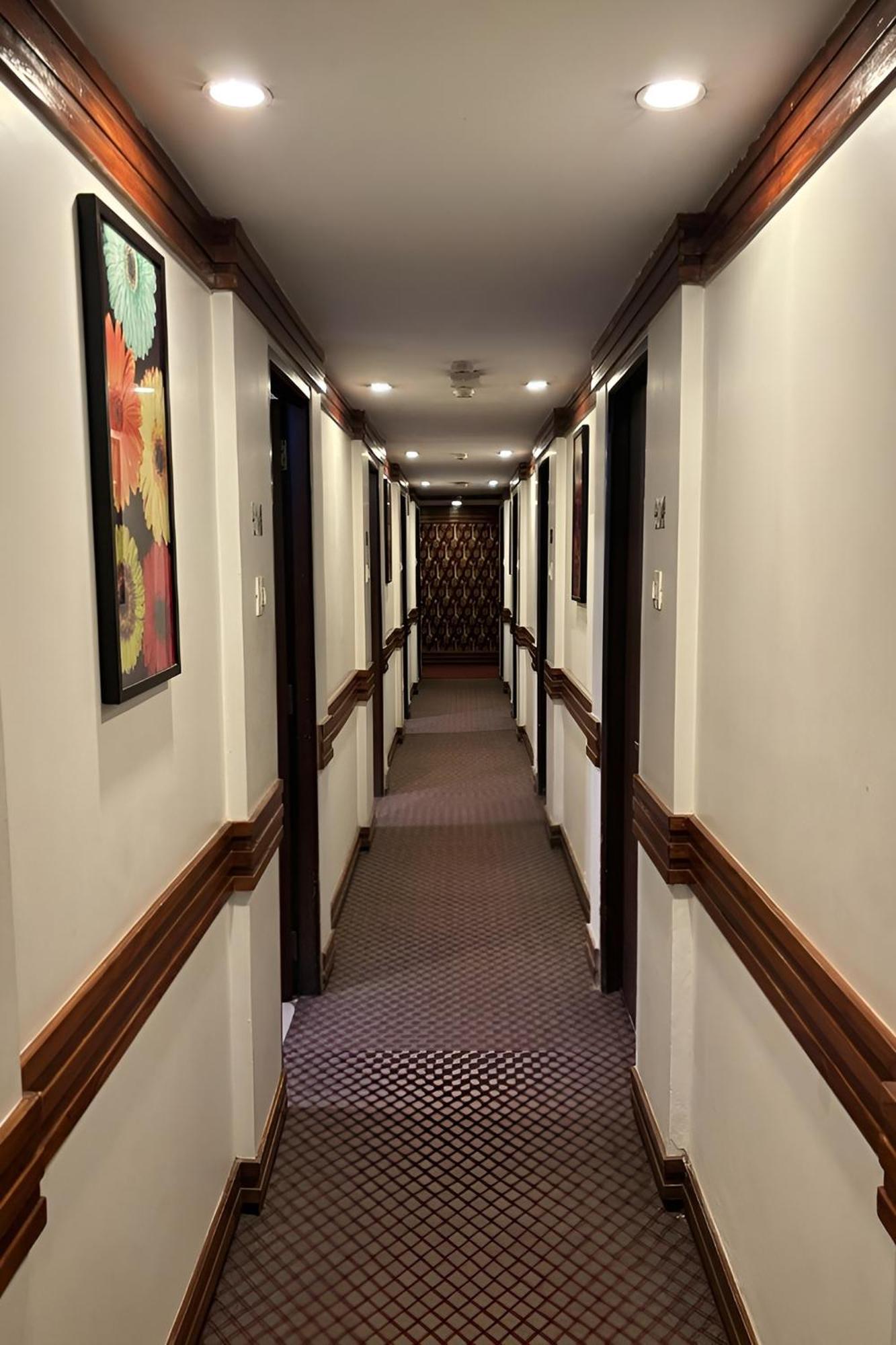 מומביי Hotel Concord Galaxy מראה חיצוני תמונה