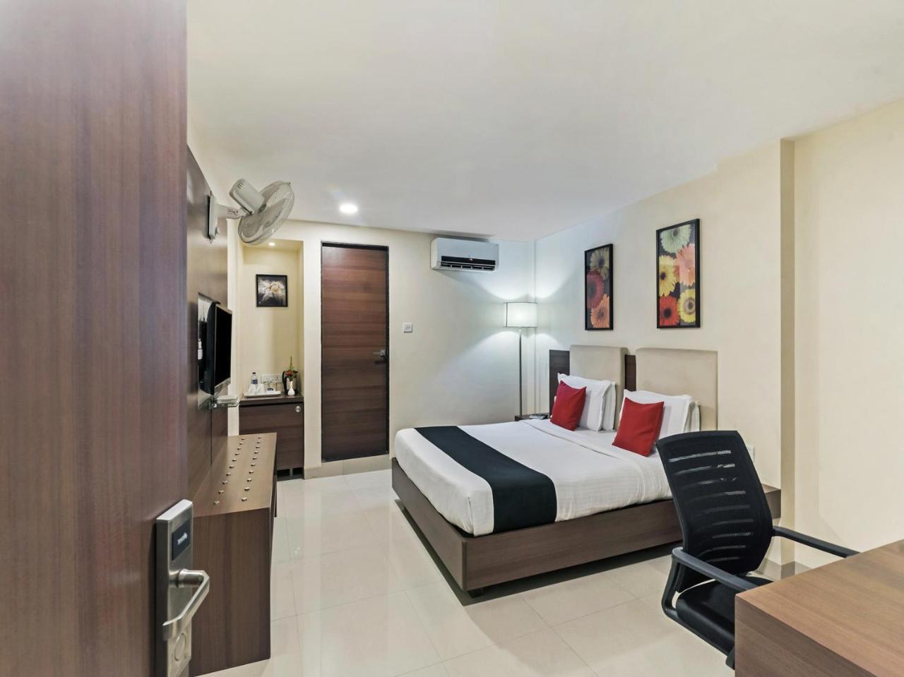 מומביי Hotel Concord Galaxy מראה חיצוני תמונה